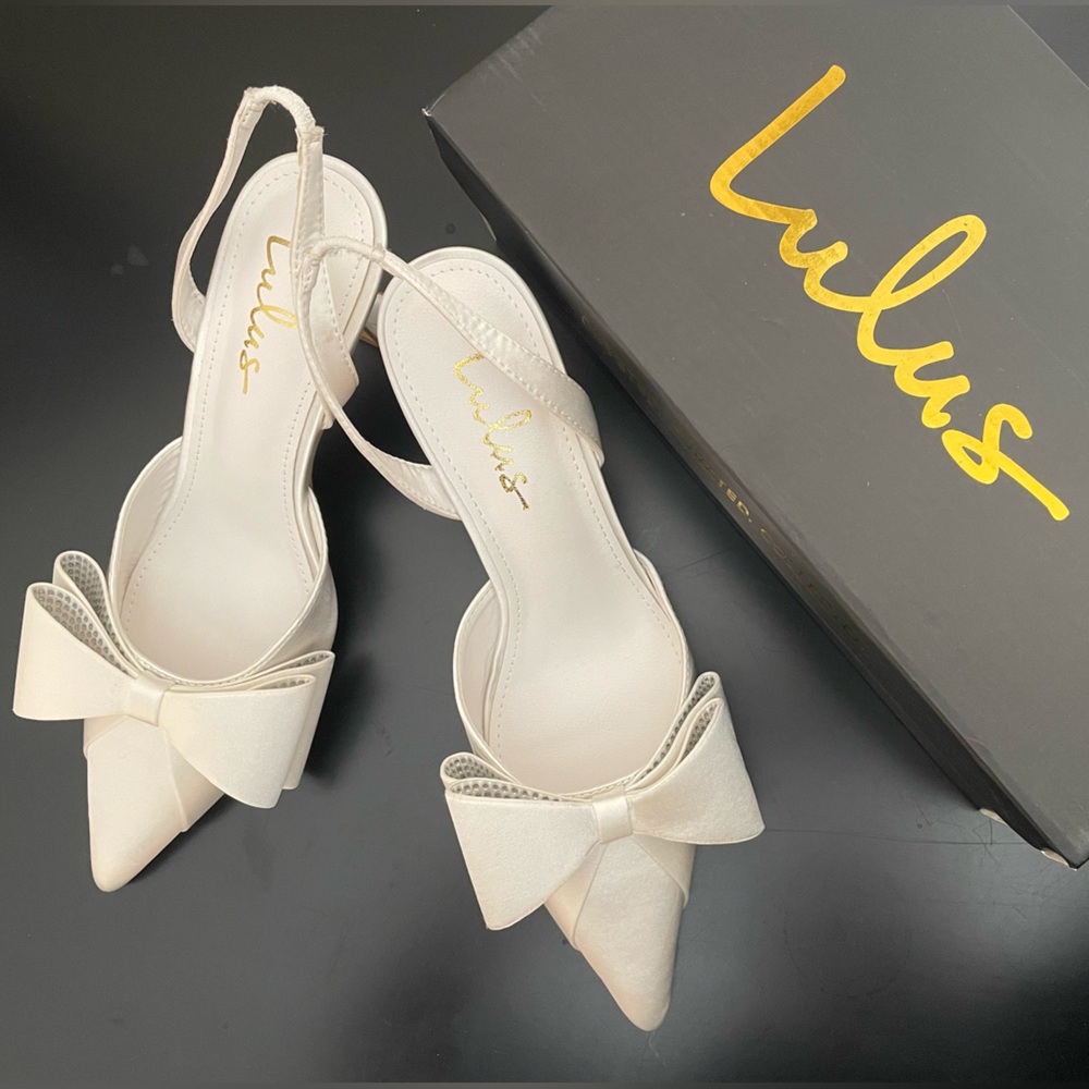 Lulu’s Hariata Satin Slingback Heels-White (Size 6)
